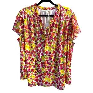 Tamara H Short Sleeve V-Neck Floral Short Sleeve Blouse Size 3X Light Weight
